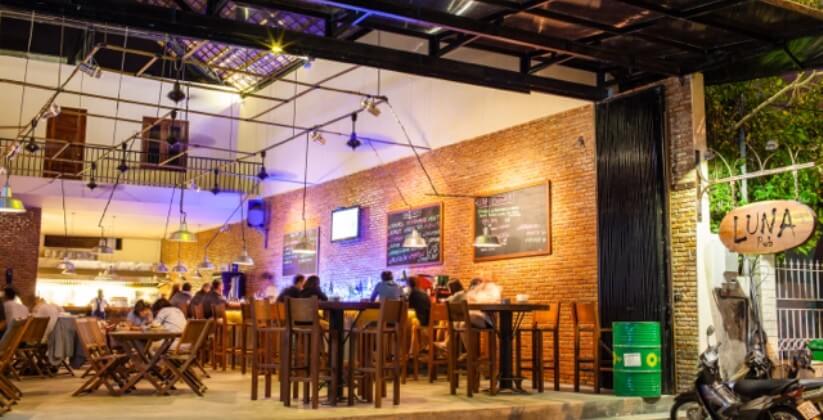 ルナ・パブ ～ダナンのナイトクラブ～